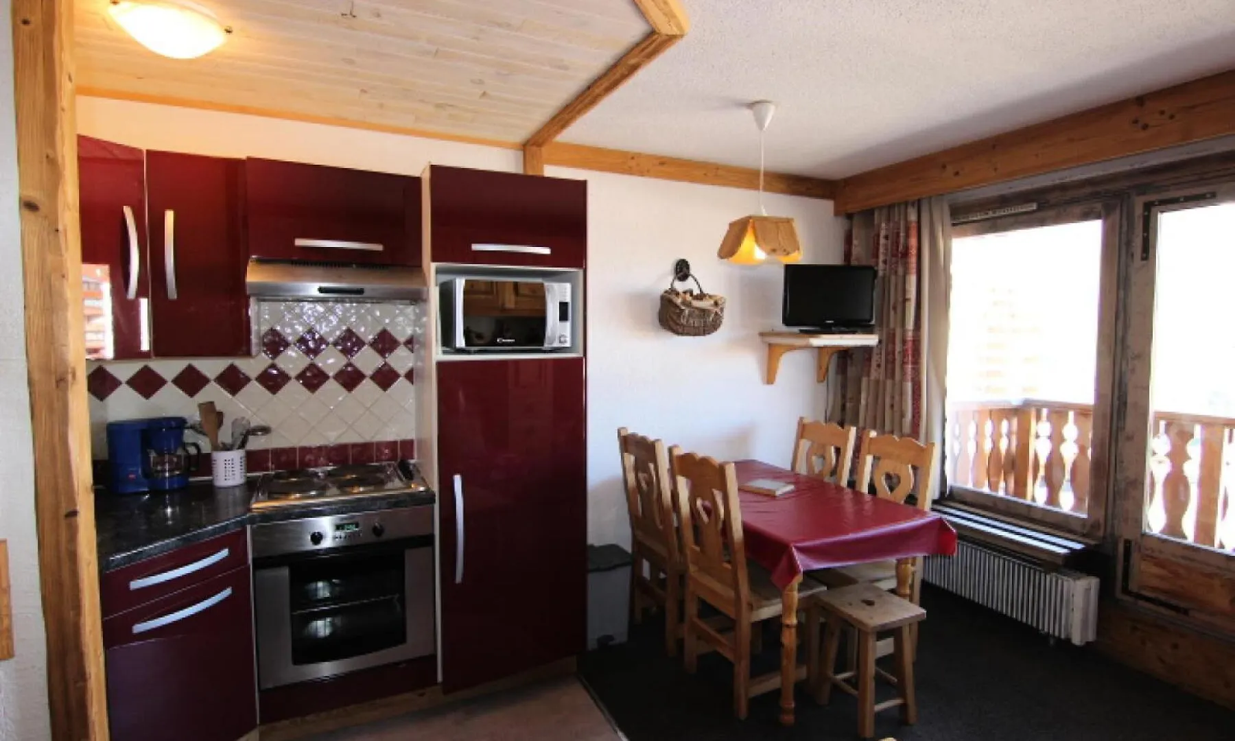 Residence Neves - Val Thorens Studio Moderne Et Renove Au Sein Du Quartier Anime De Val Thorens Mae-8734 0*,